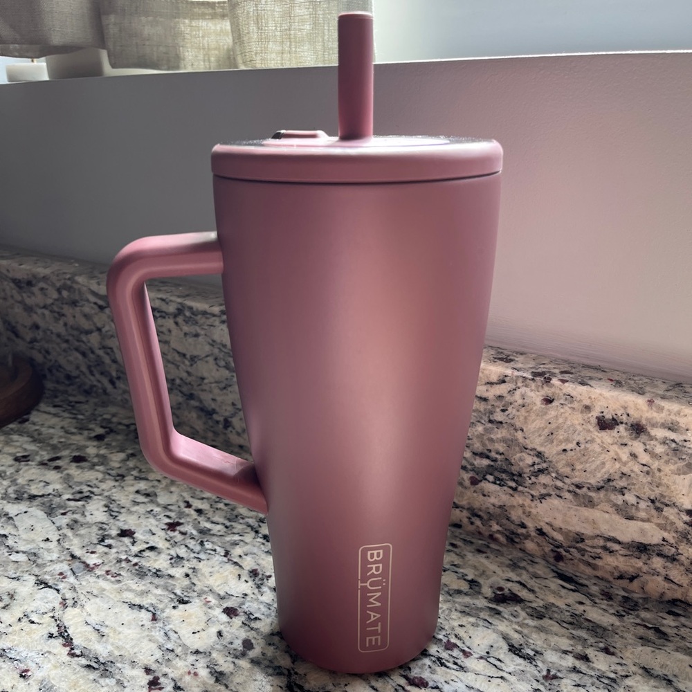Brumate Era 30oz- Rose Taupe